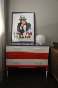 modern flag chest