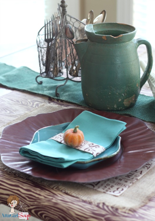 Burlap and Utility Cloth No-Sew Fall Placemat & Napkin Ring