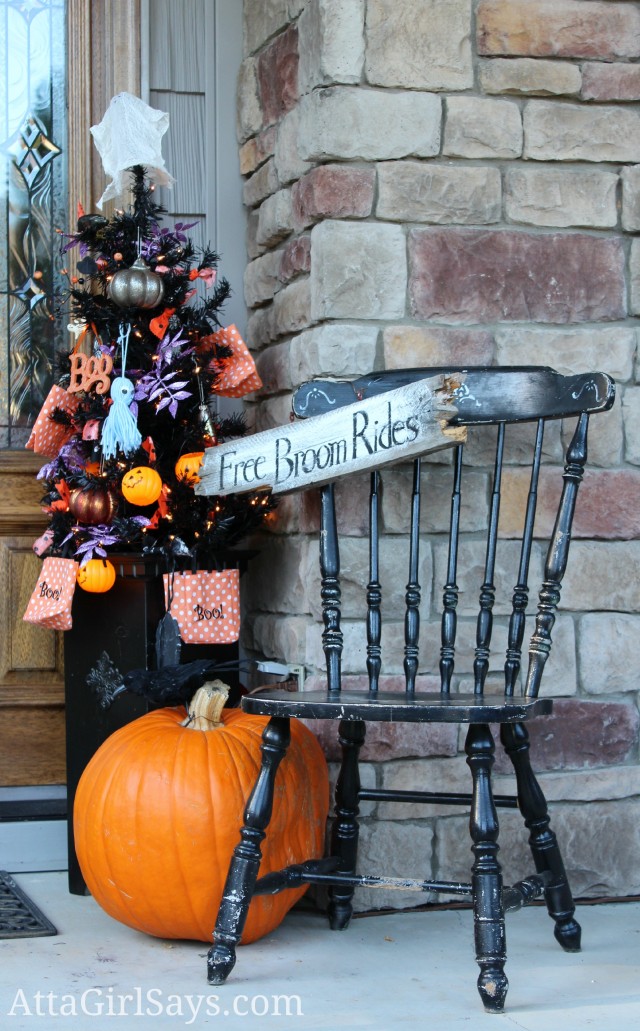 Fun & Festive Halloween Porch Decorating Ideas