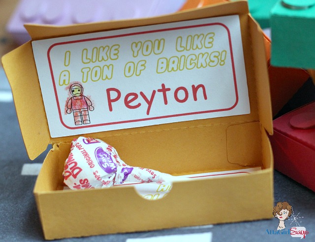 personalized lego valentine's day treat box These Lego Valentine treat boxes are just the right size to hold a sweet treat or a special Lego minifigure for your Valentine.