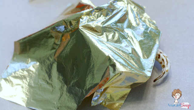 Easy Seashell Craft: How to Make Gilded Seashells with Gold Leaf Paint and Gold Leaf Sheets