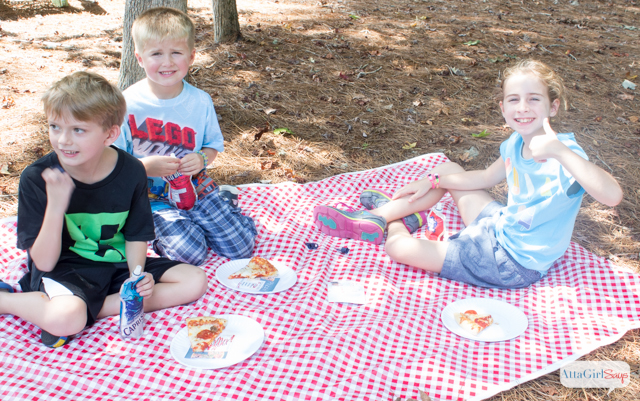 Simple Pizza Party Play Date Ideas #MyGoodLife #CollectiveBias