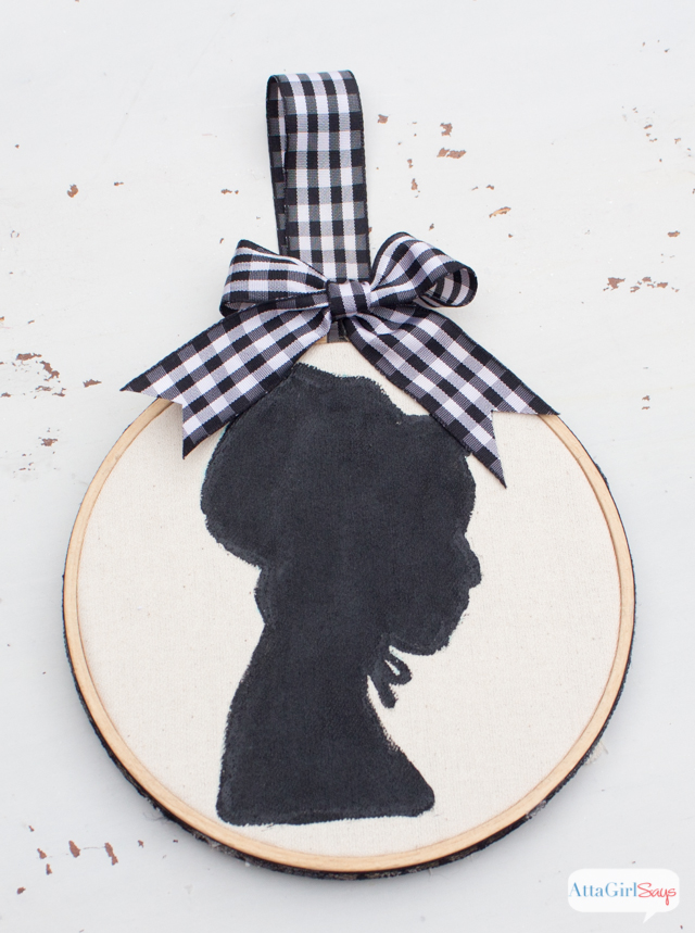 No-Sew Thanksgiving Embroidery Hoop Art Silhouettes