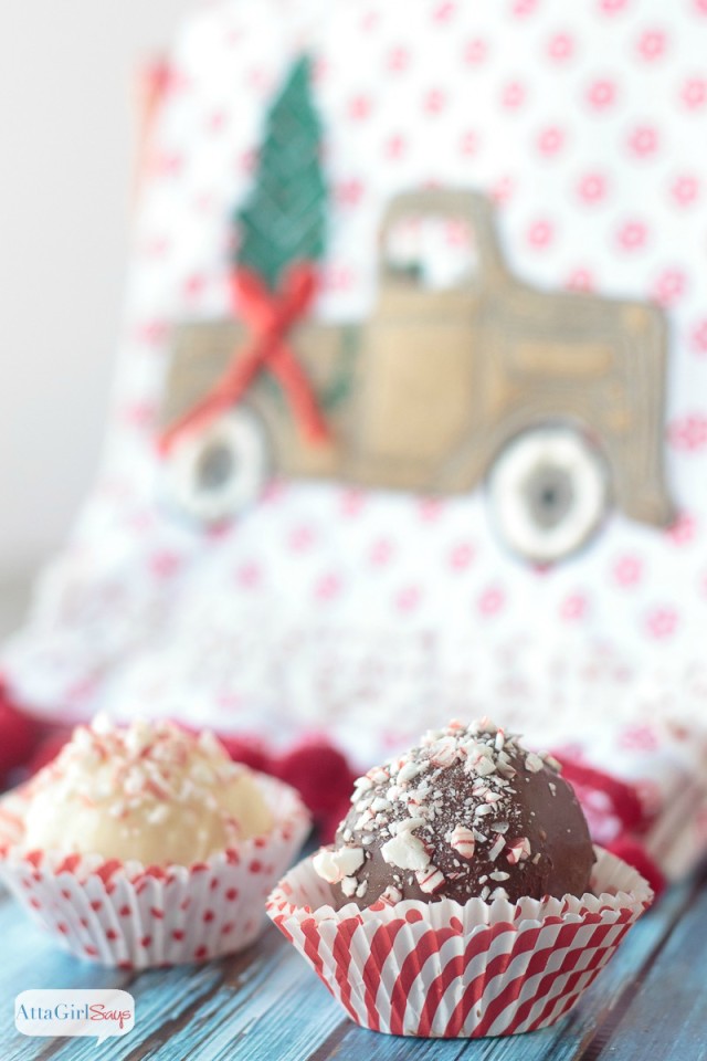 These chocolate-dipped peppermints are one of my favorite Christmas candy recipes. They have a sweet, creamy center center flecked with peppermint. I can't decide if they're better dipped in white chocolate or semisweet chocolate. Make up a bunch for neighbor gifts or reacher gifts, and you'll be everyone's favorite. #ad #worldmarkettribe
