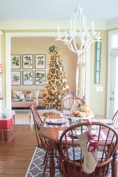 If you like vintage style and color, you'll love this vintage Christmas home tour at AttaGirlSays.com. Room after room of inspiration, featuring fabulous vintage finds mixed with modern details. You'll love all the gorgeous fabrics, and the way the homeowners use pattern and color. And if you're crushing on gold, you don't want to miss the living room in this house!