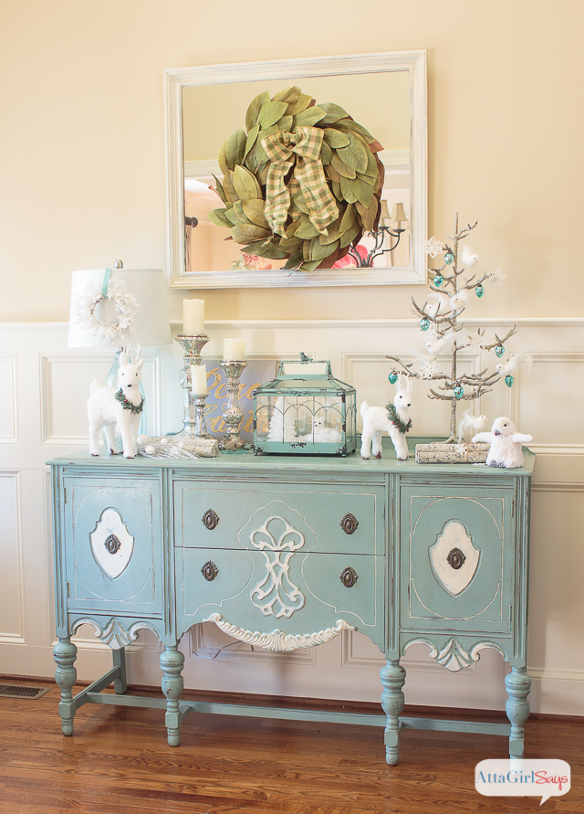 If you like vintage style and color, you'll love this vintage Christmas home tour at AttaGirlSays.com. Room after room of inspiration, featuring fabulous vintage finds mixed with modern details. You'll love all the gorgeous fabrics, and the way the homeowners use pattern and color. And if you're crushing on gold, you don't want to miss the living room in this house!