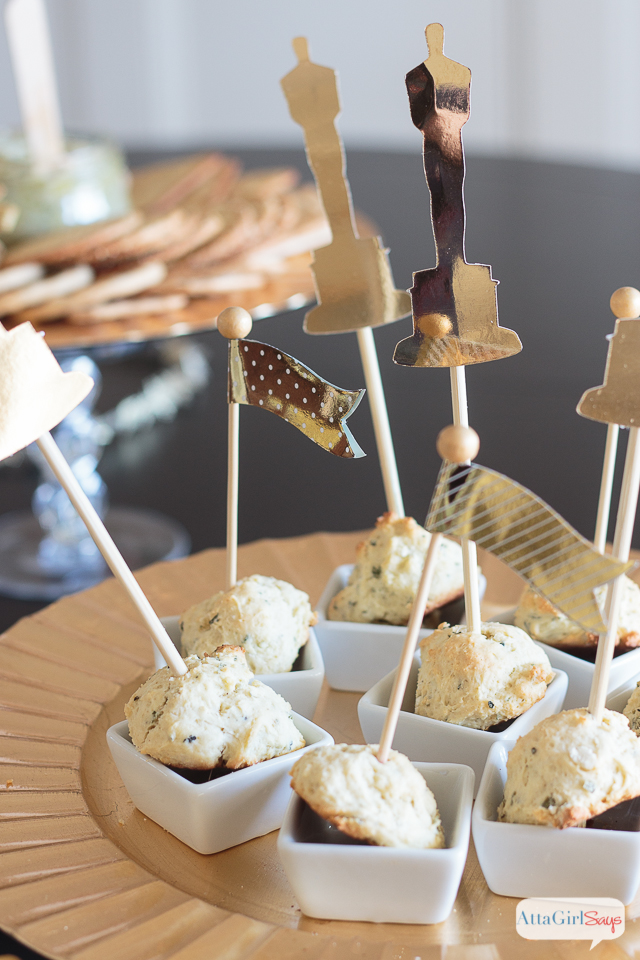 Celebrate champagne and cinema (and gourmet food, too) with these Red Carpet party ideas for the Oscars.