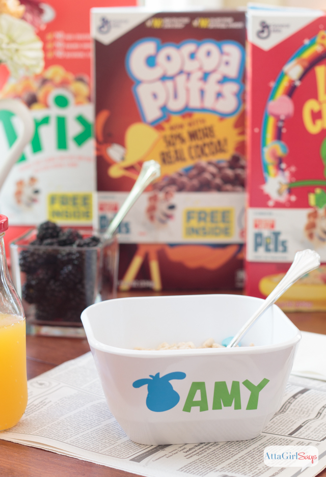 Crafts and breakfast buffet ideas inspired by the movie The Secret Life of Pets. #sponsored @petsmovie #TheSecretLifeofPets