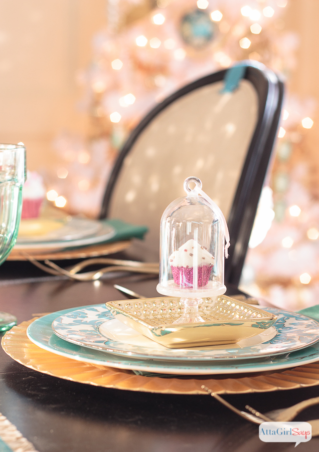 Whether your style is vintage glam, traditional, rustic or farmhouse, you'll find plenty of holiday decorating ideas to inspire you as you tour this lovely home decorated for Christmas. 2016 Holiday Home Tour at Atta Girl Says.