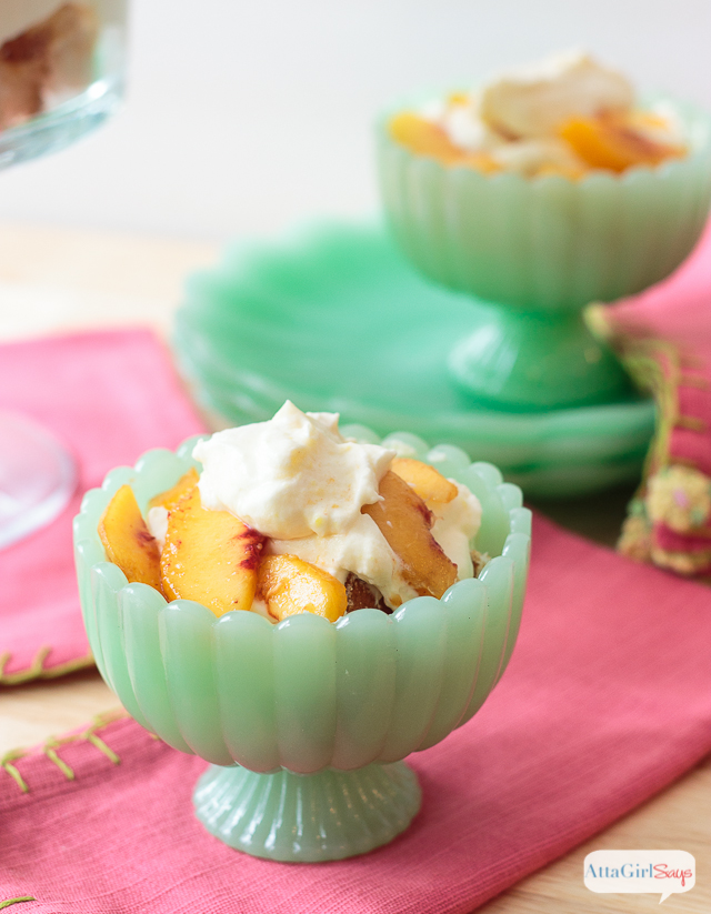 peach trifle icebox cake in green jadeite dessert bowl