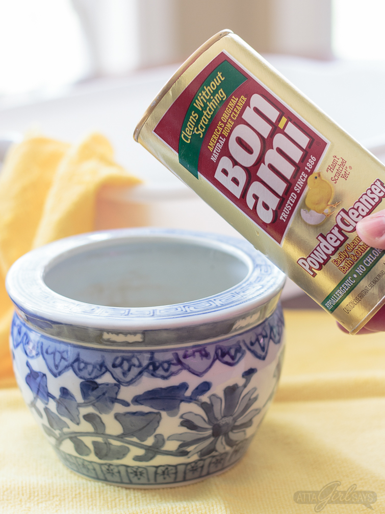 Don't pass up dirty, stained and scuffed ceramics or pottery at yard sales and thrift stores. Learn how to clean porcelain vases, flower pots, china and pottery, easily and gently, using Bon Ami all-purpose nontoxic cleanser. #ad #BonAmiClean