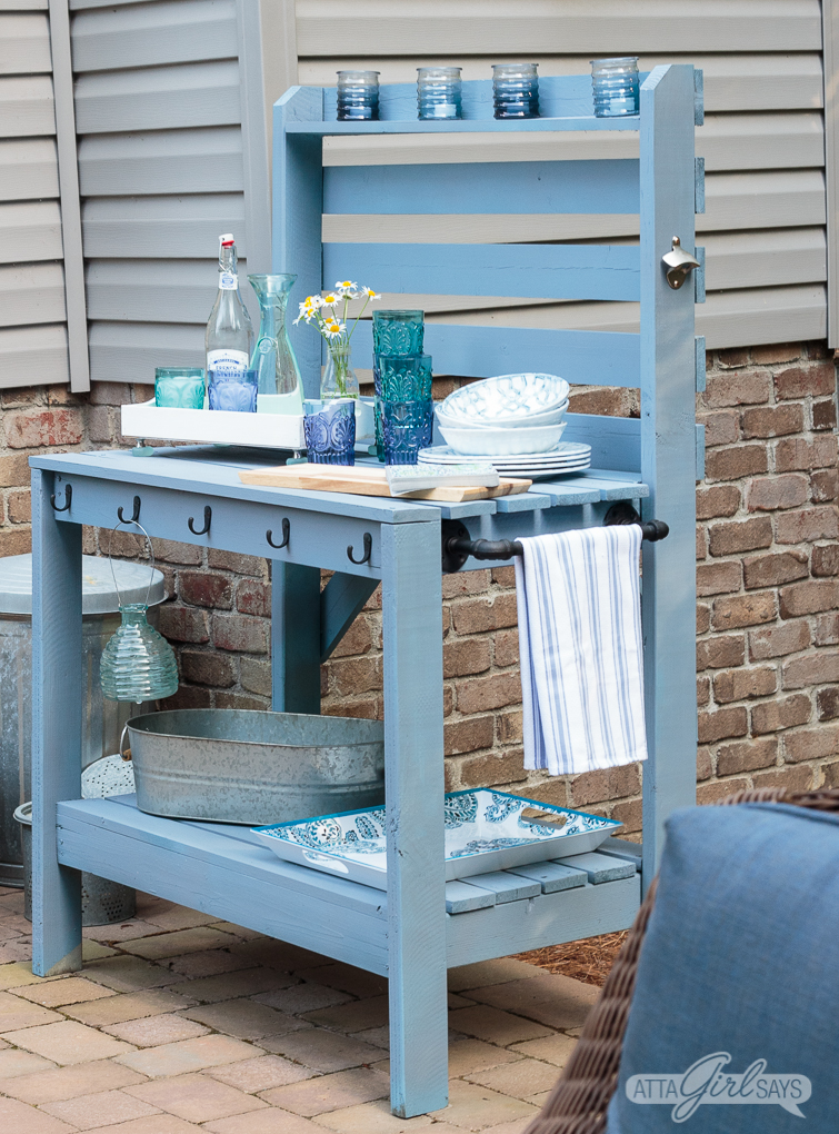 Giving your painted outdoor furniture a makeover is an easy way to refresh your patio, porch, deck and other outdoor spaces for the season. Using a paint sprayer makes the job quick and easy. You'll be so inspired when you see how we transformed worn out, weather-beaten furniture. #WagnerSprayers #paintedfurniture #outdoorfurniture #patiomakeover
