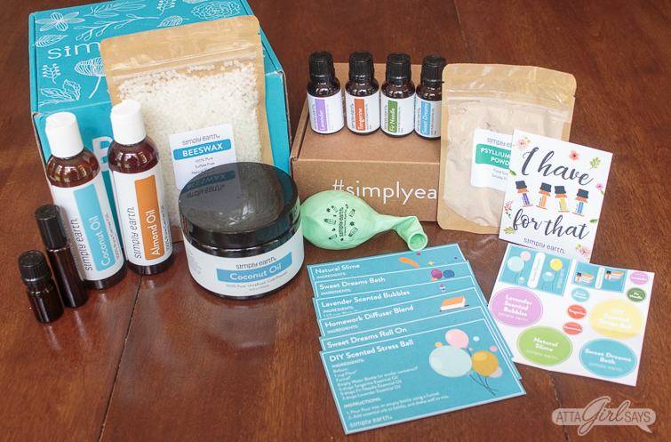 contents of the Simply Earth monthly essential oil subscription box 