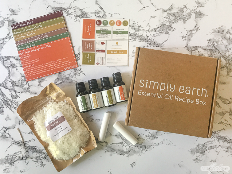 contents of the October 2019 Simply Earth Essential Oil Recipe box