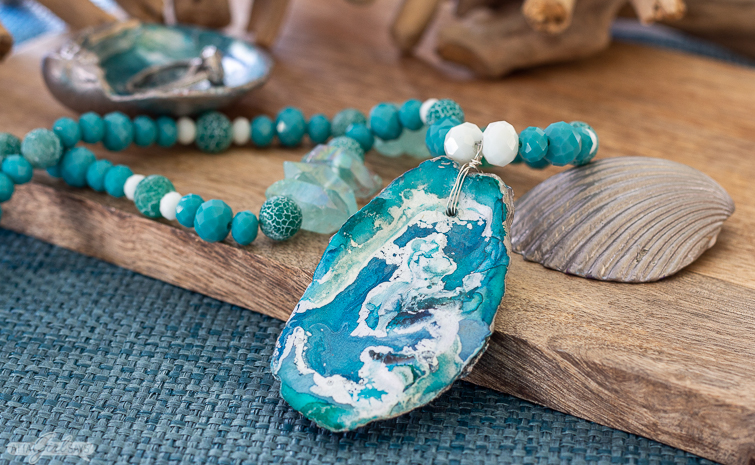turquoise and silver oyster shell necklace with faceted glass beads