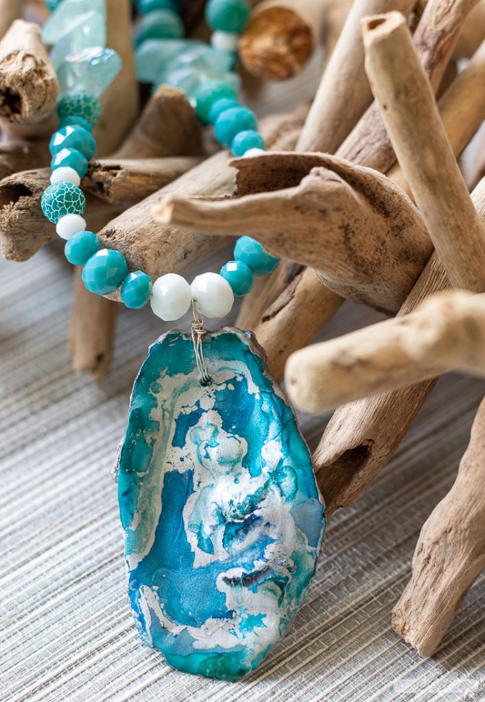 turquoise and silver oyster shell necklace with glass beads